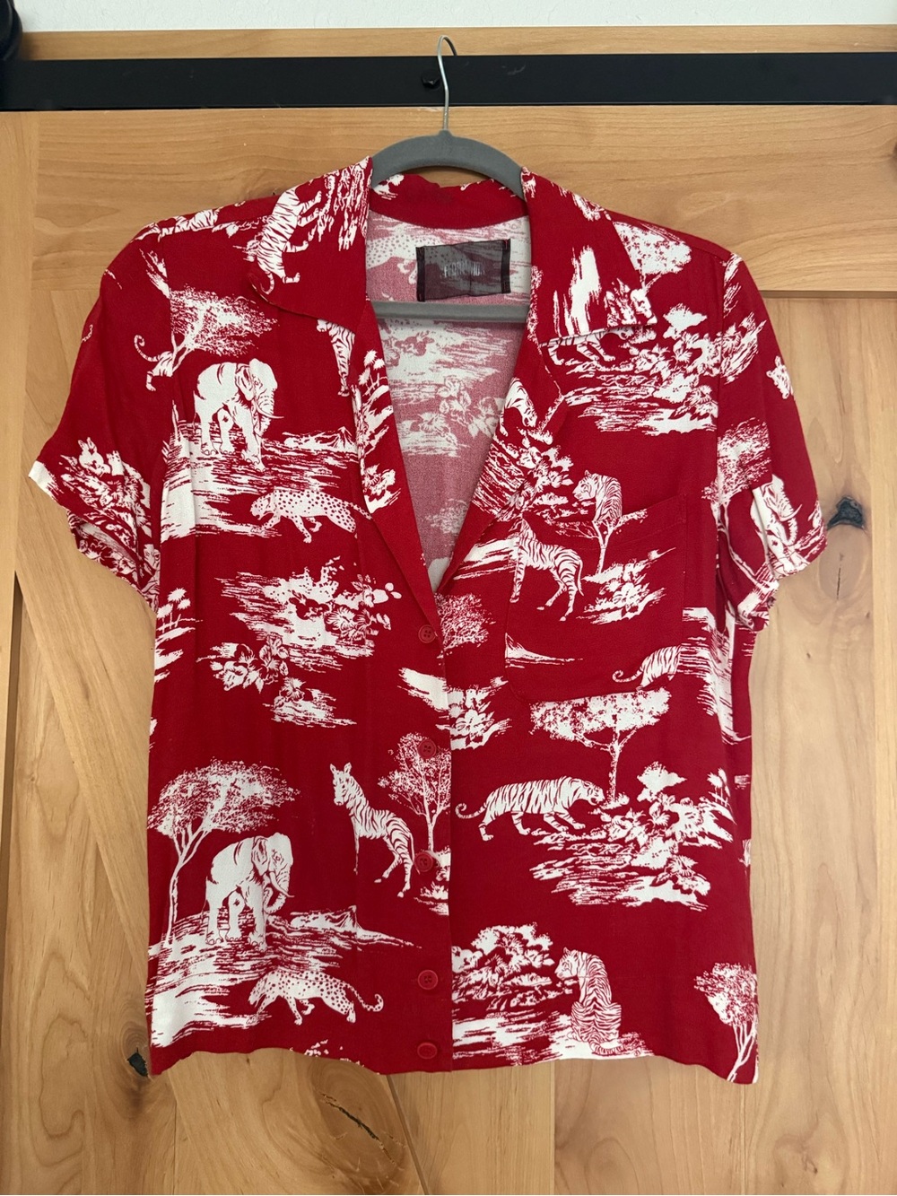 Reformation Red Cuba Top, Animal Print Short Sleeve Button-Up, Nairobi Print, S - Picture 2 of 6